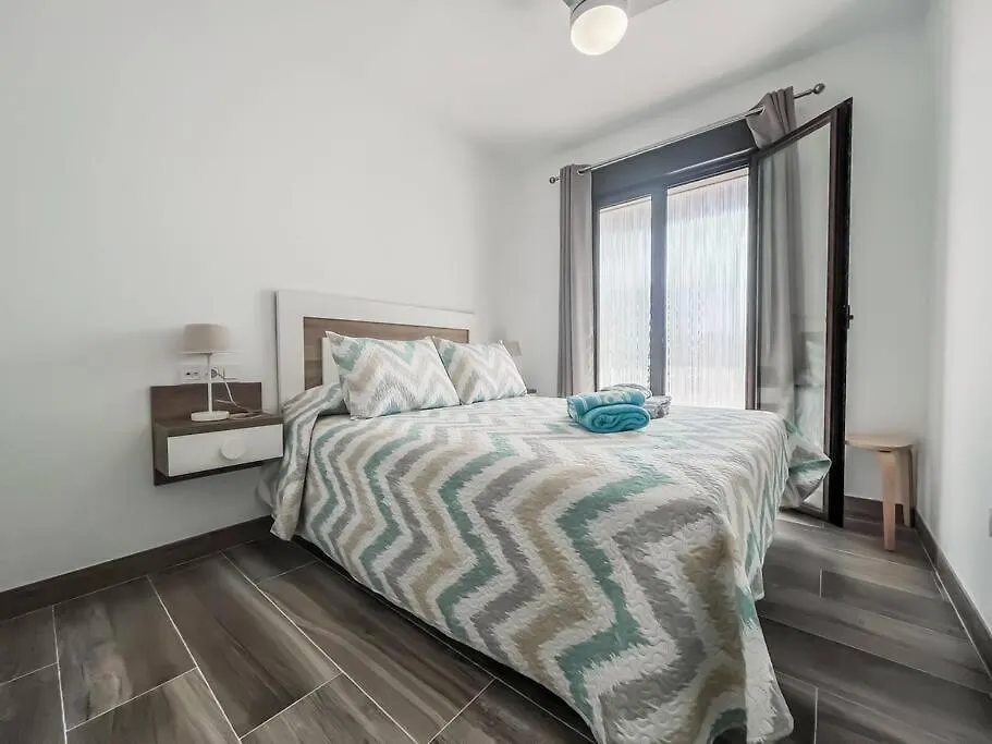 Modern 2 Bed Apartment With Pool In Frigiliana