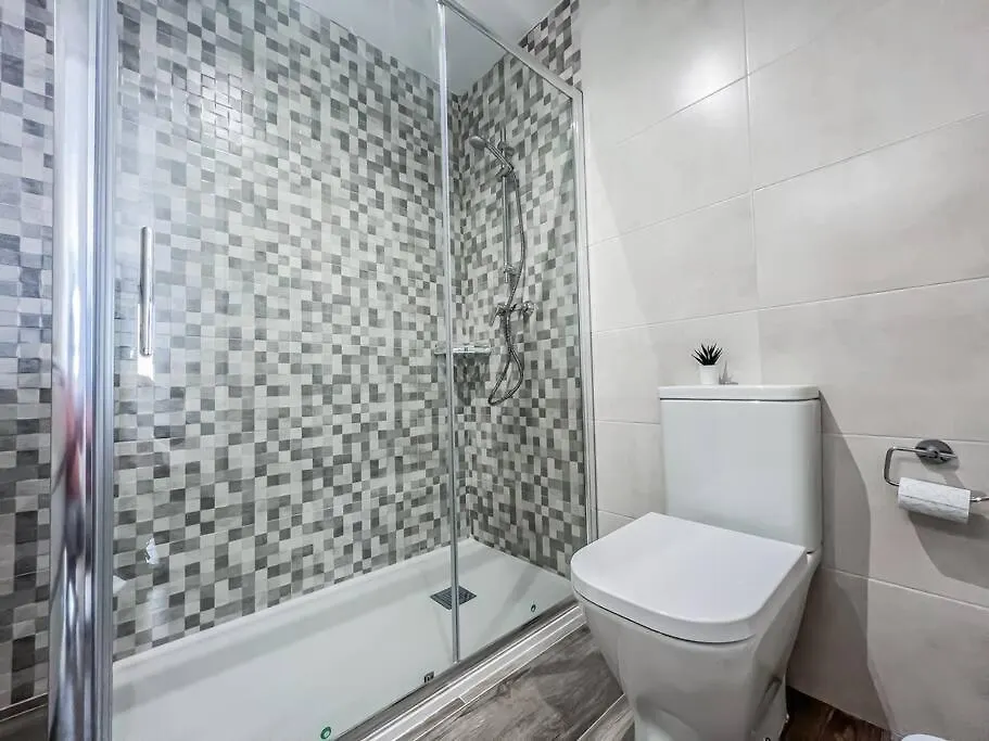 Modern 2 Bed Apartment With Pool In Frigiliana